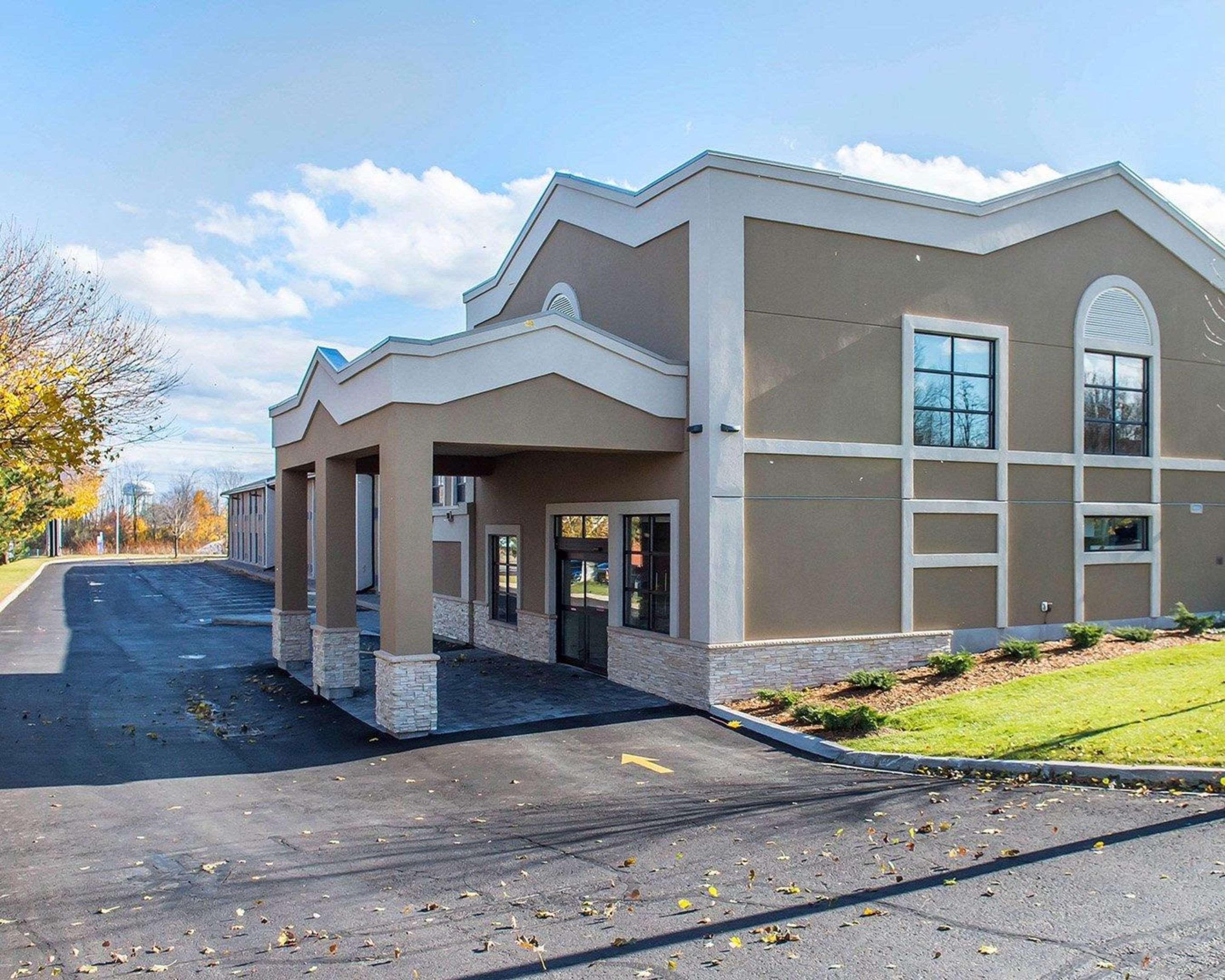 Comfort Inn Brockville Exteriör bild