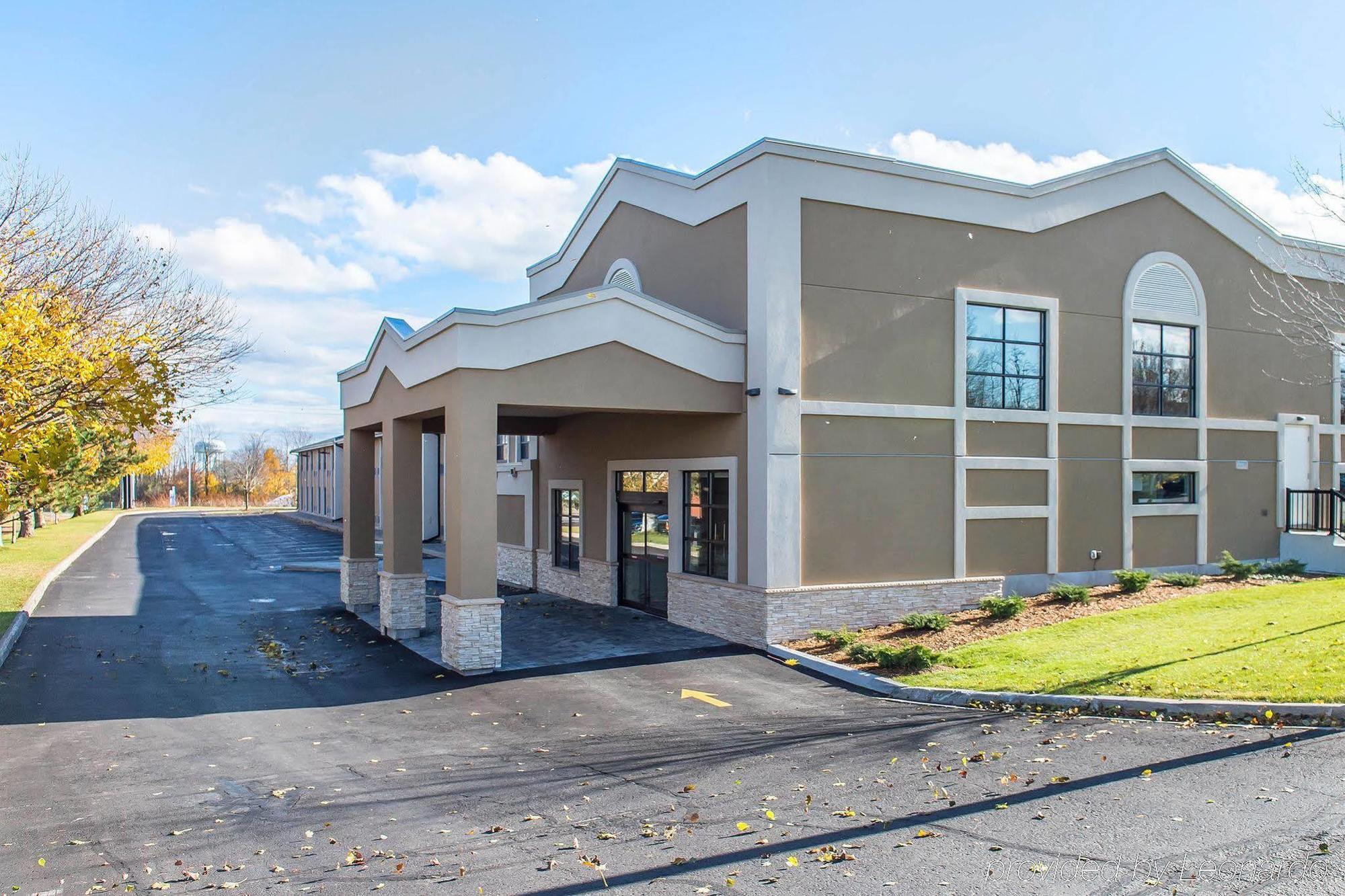 Comfort Inn Brockville Exteriör bild