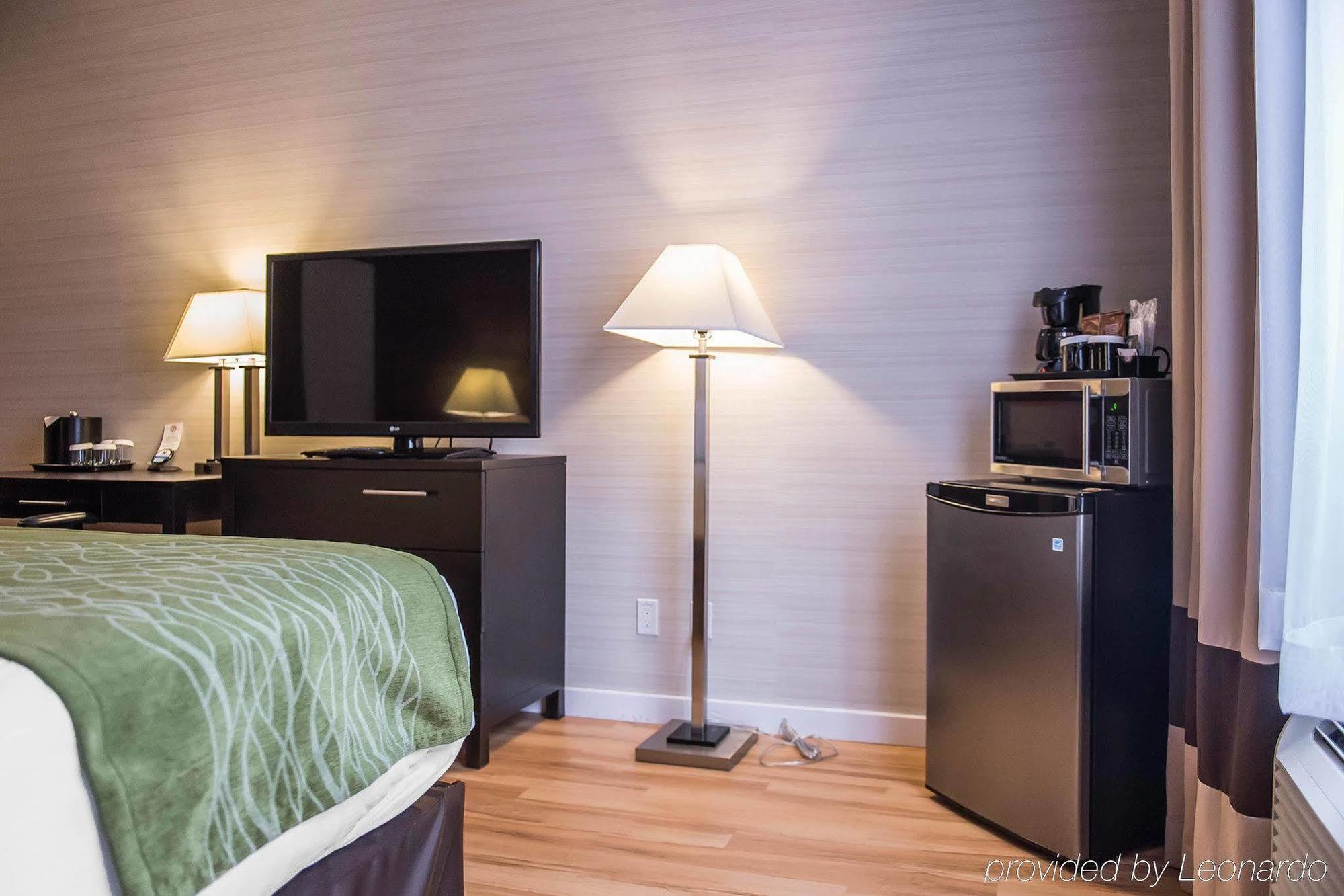 Comfort Inn Brockville Exteriör bild