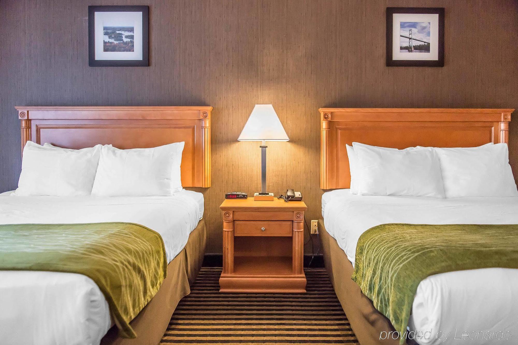 Comfort Inn Brockville Exteriör bild